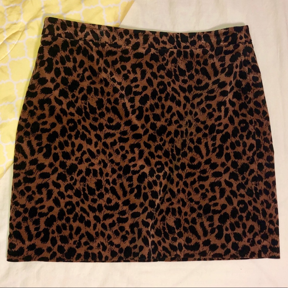 Loft Cheetah Print Pencil Skirt